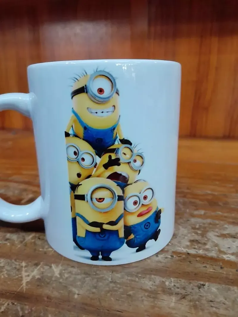 Caneca personalizada Minions, exemplo de arte do arsenal